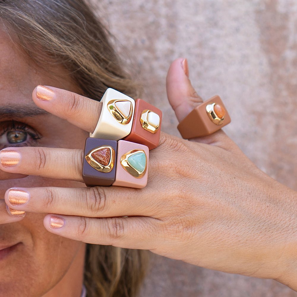 Anillo color Moka con Madreperla - La Petite Sophie