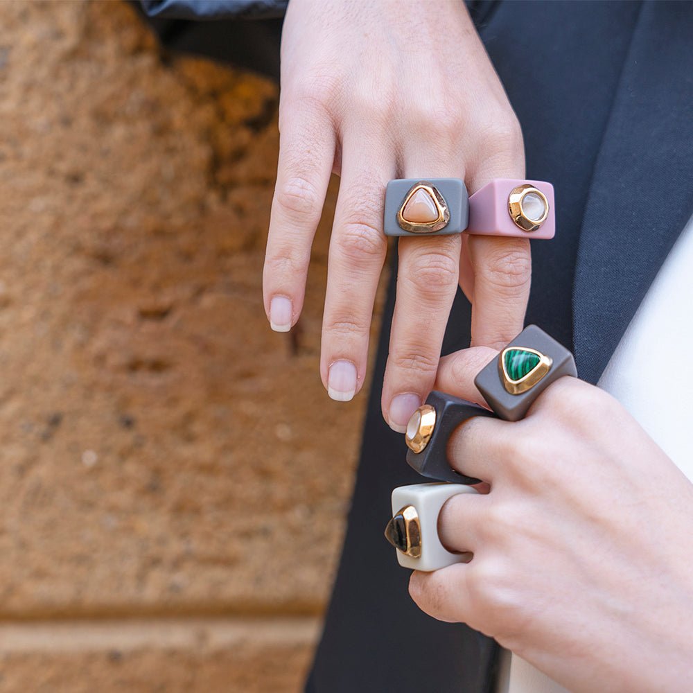 Anillo grande marrón con malaquita - La Petite Sophie