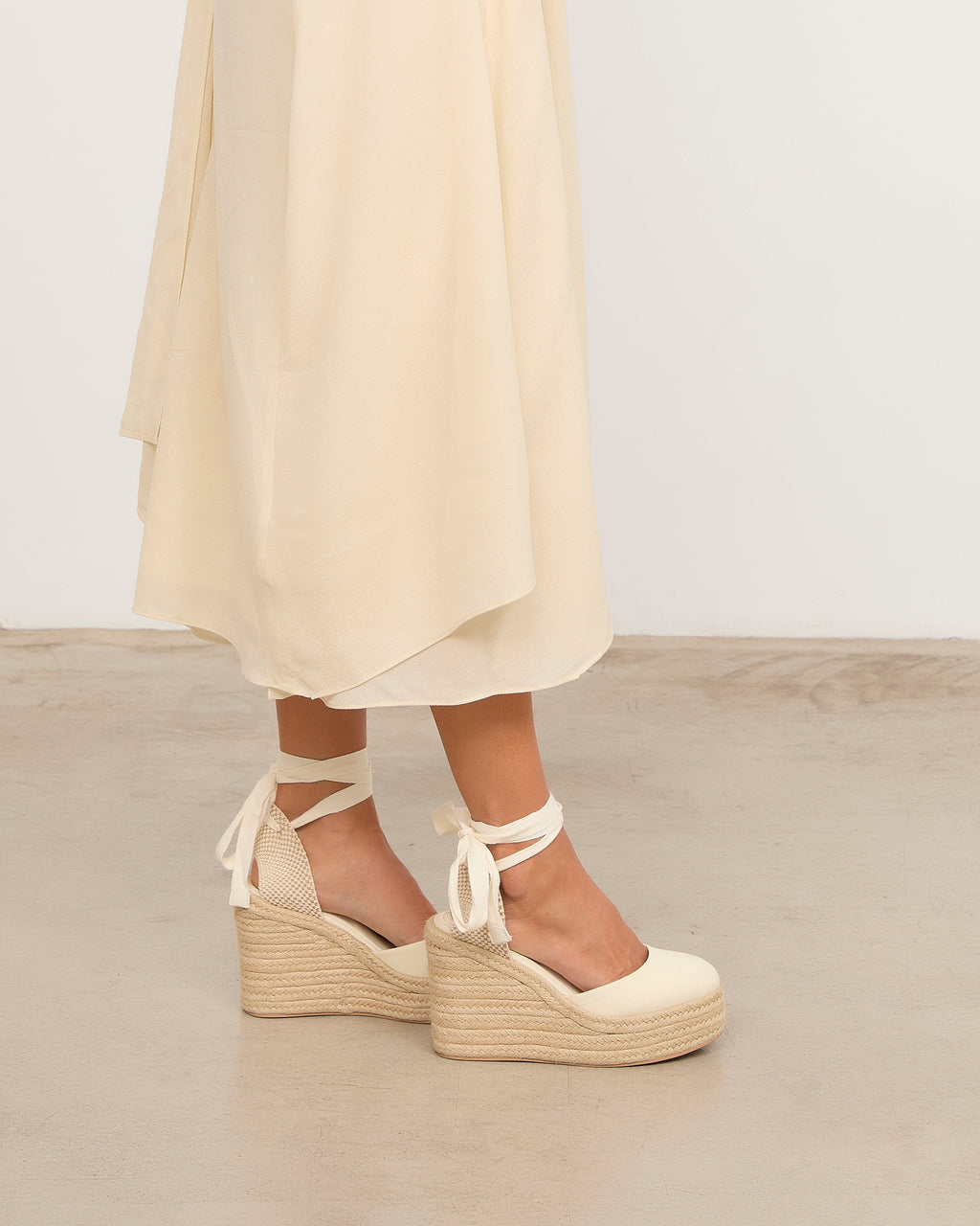 MONTANA BEIGE