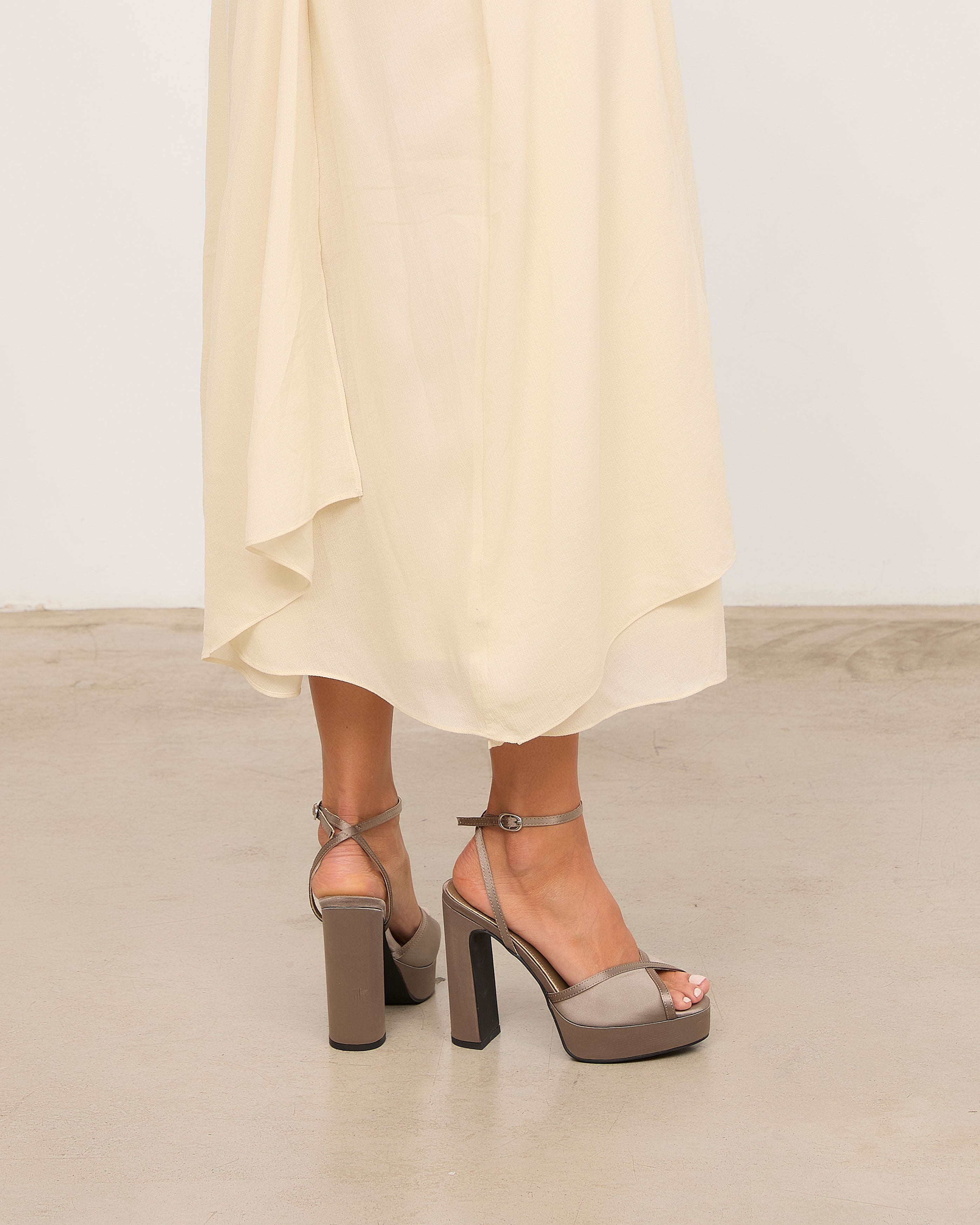 OCLA GRIS SATIN