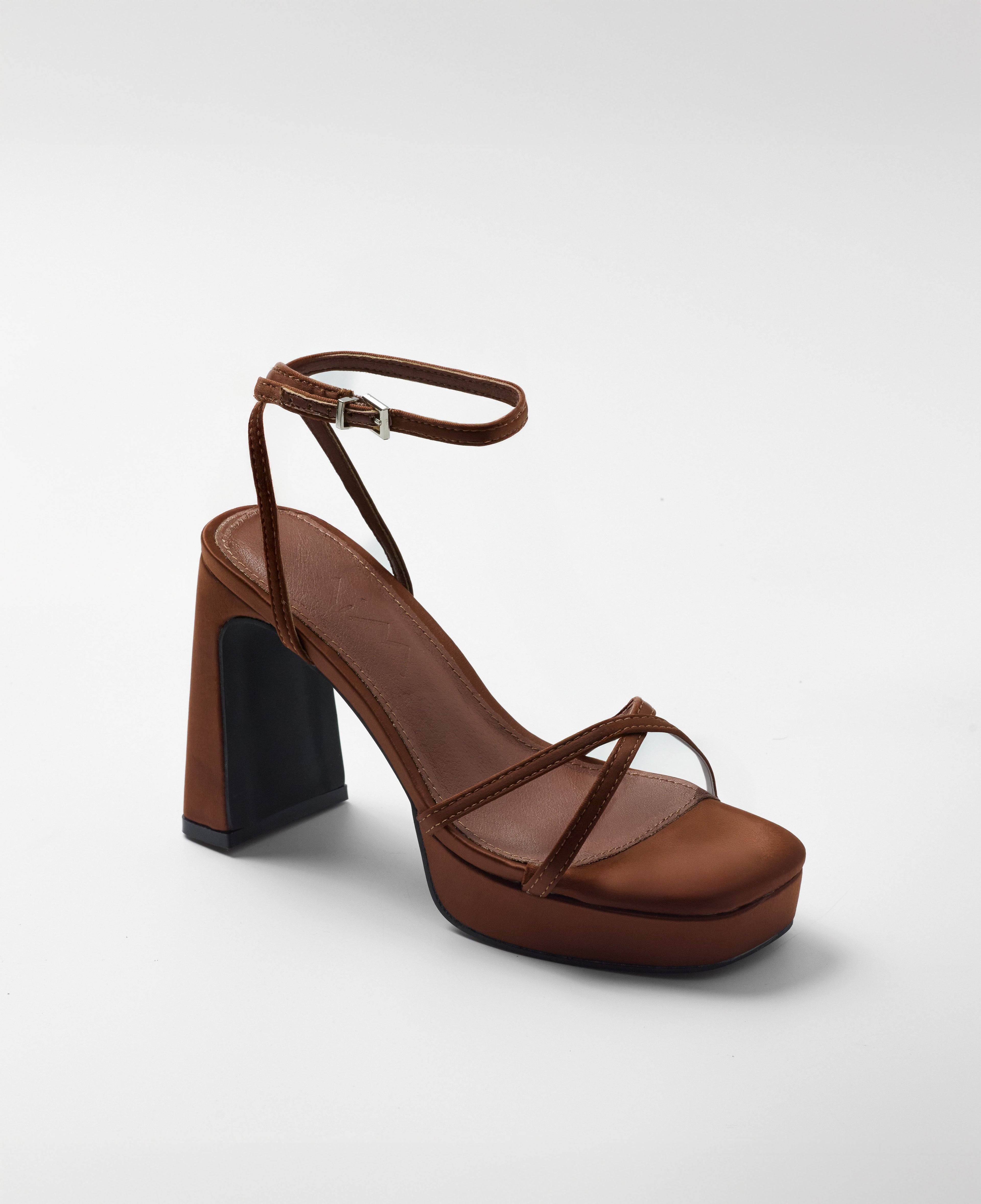 GRETA BRONCE