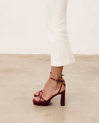 GRETA BURDEOS SATIN