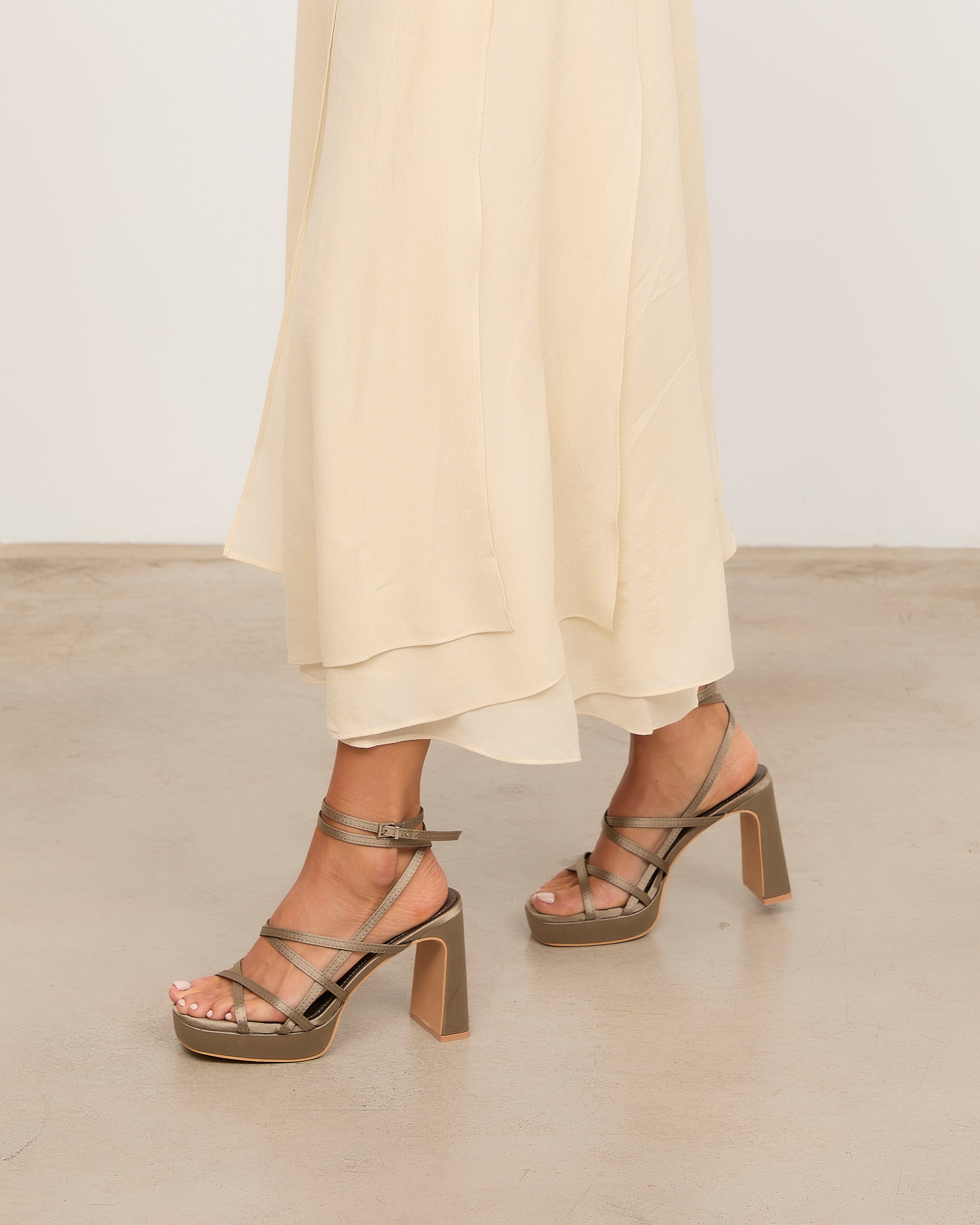 NORI GRIS SATIN