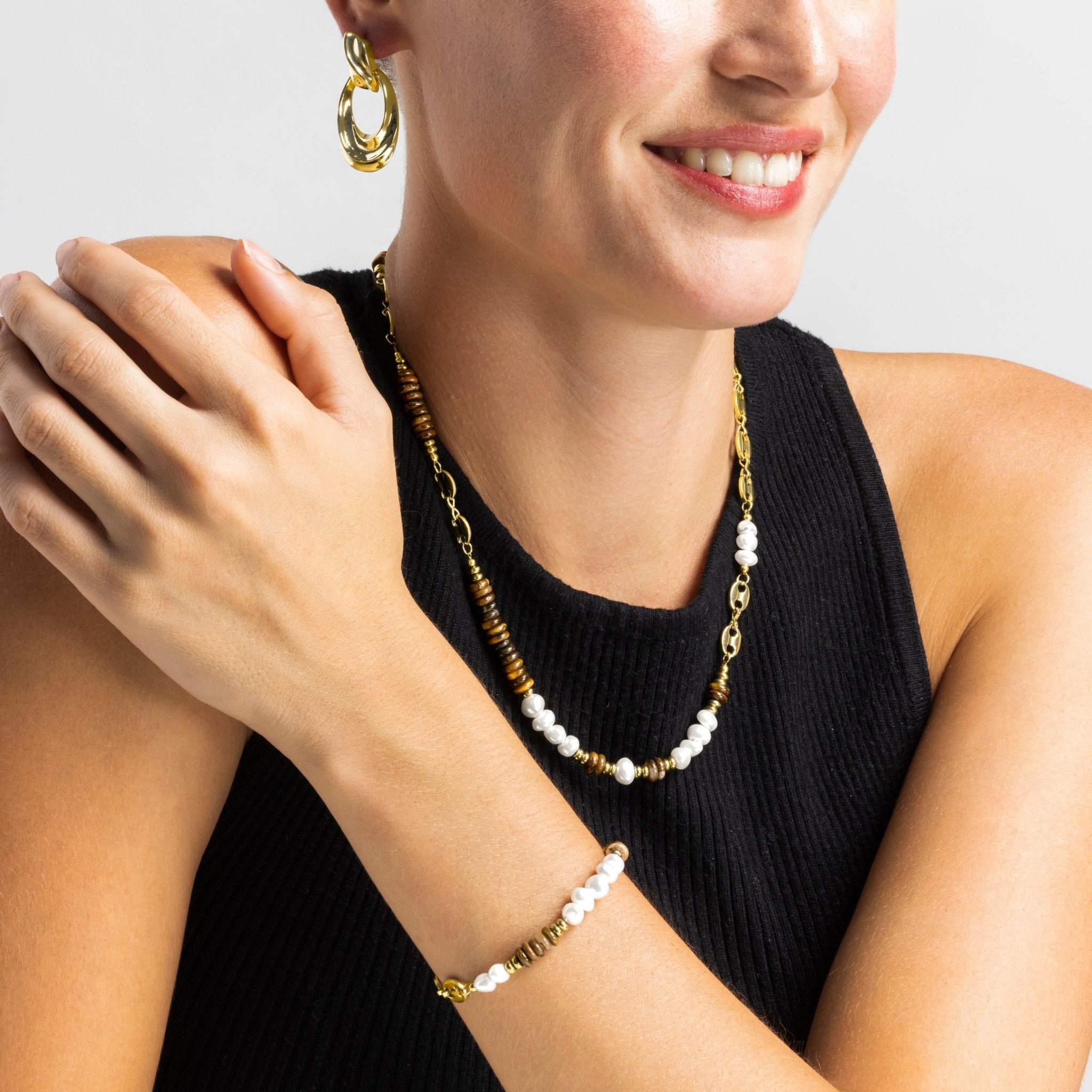 Pulsera con Ojo de Tigre acabado oro 18k - Kimbalbo - La Petite Sophie